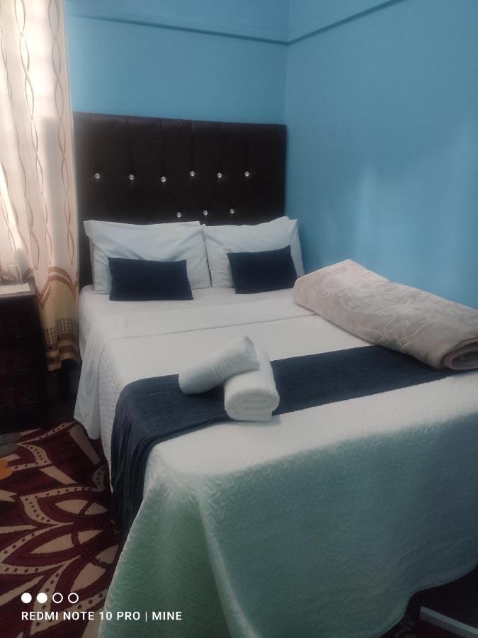 The Croc Guest House 스프링스 외부 사진